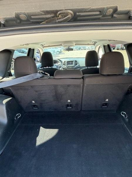Jeep Cherokee Latitude FWD 2019