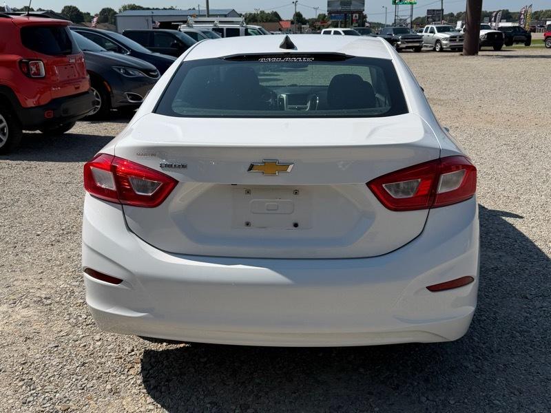 Chevrolet Cruze LS Auto 2017