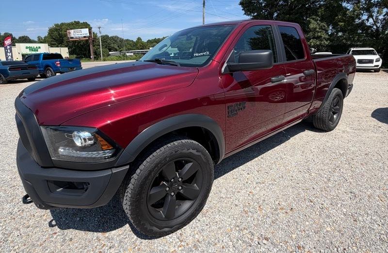 RAM 1500 SLT Quad Cab 4WD 2020