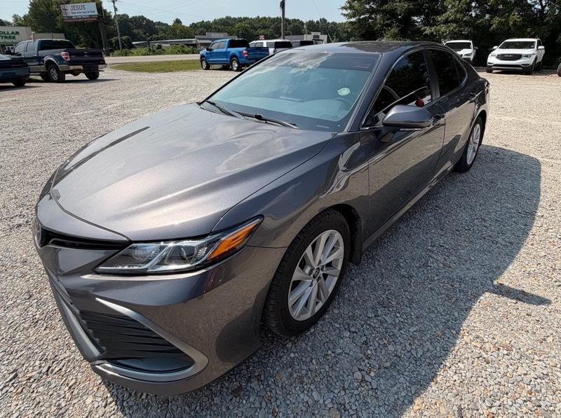 Toyota Camry LE 2022