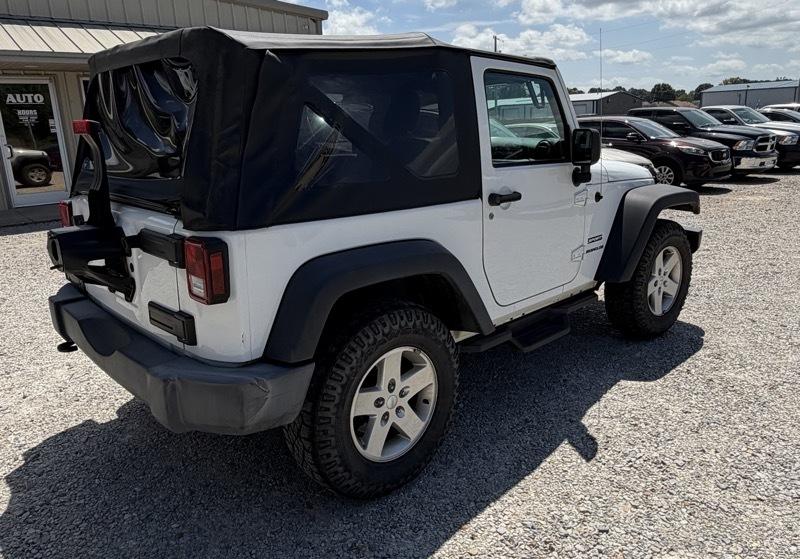 Jeep Wrangler Sport 4WD 2015