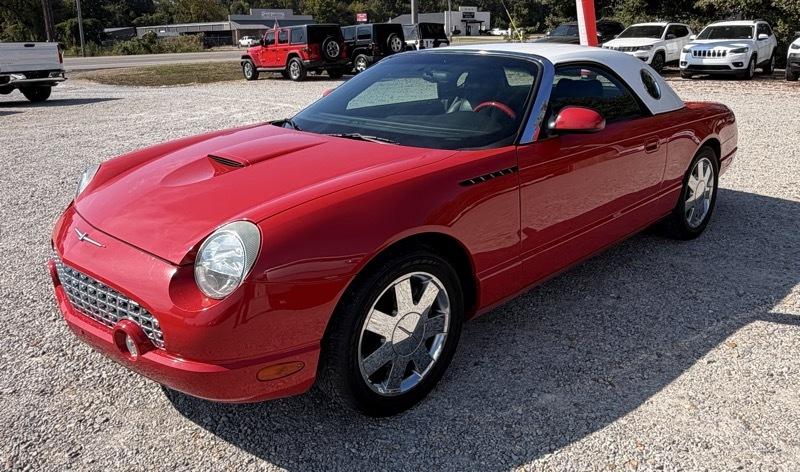 Ford Thunderbird Deluxe 2002