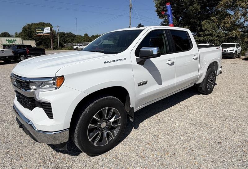 Chevrolet Silverado 1500 LT Crew Cab 4WD 2023