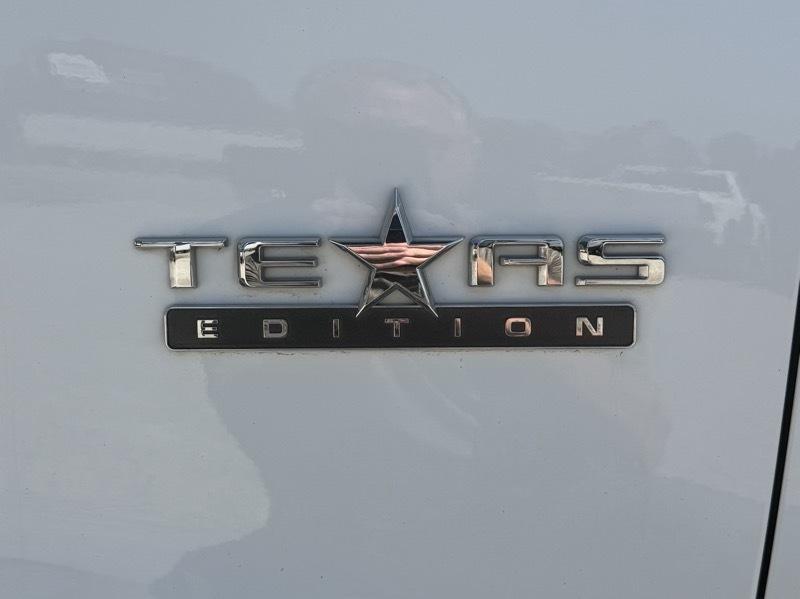 Chevrolet Silverado 1500 LT Crew Cab 4WD 2023