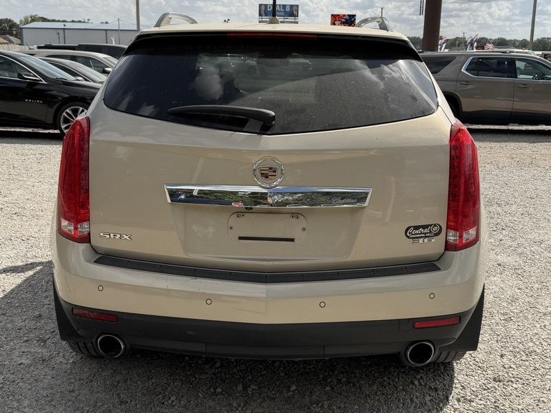 Cadillac SRX Luxury 2012