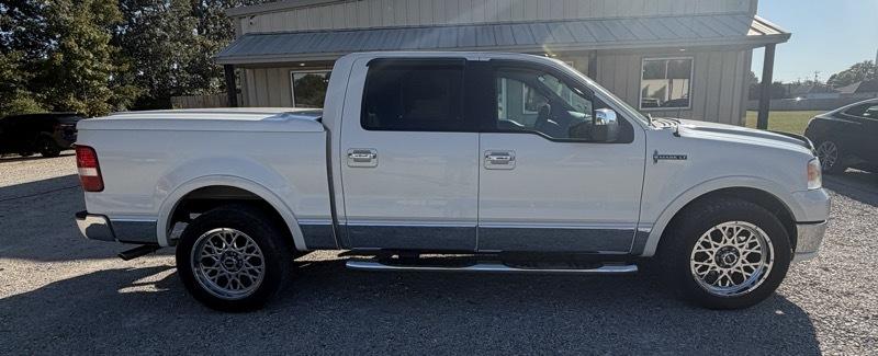 Lincoln Mark LT 2WD 2006