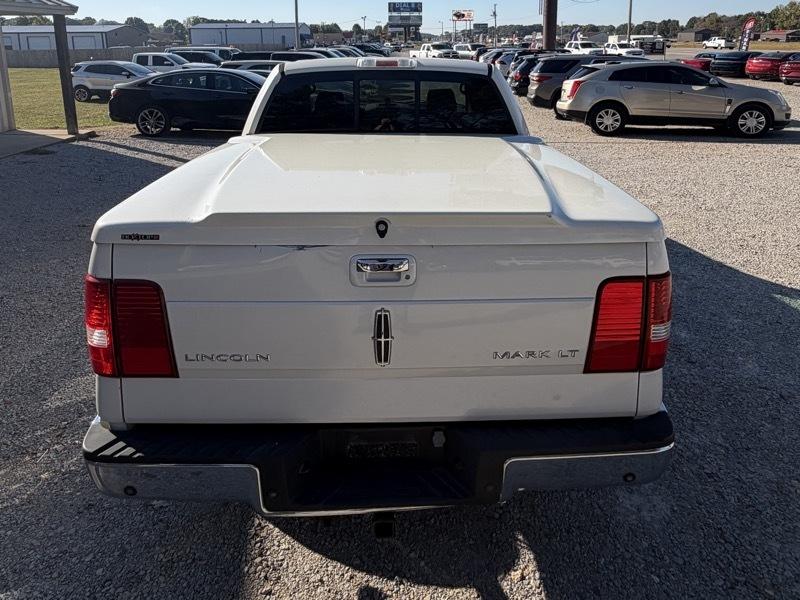 Lincoln Mark LT 2WD 2006