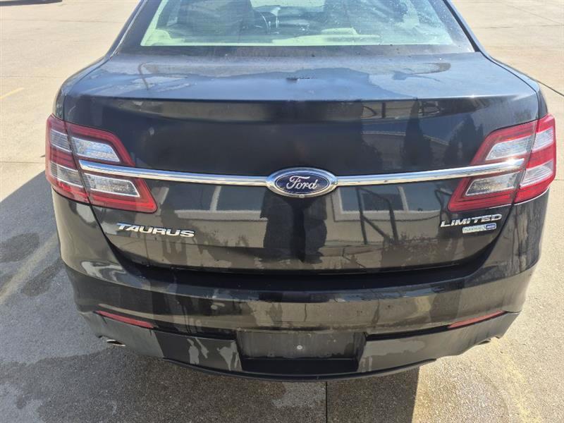 Ford Taurus Limited AWD 2015