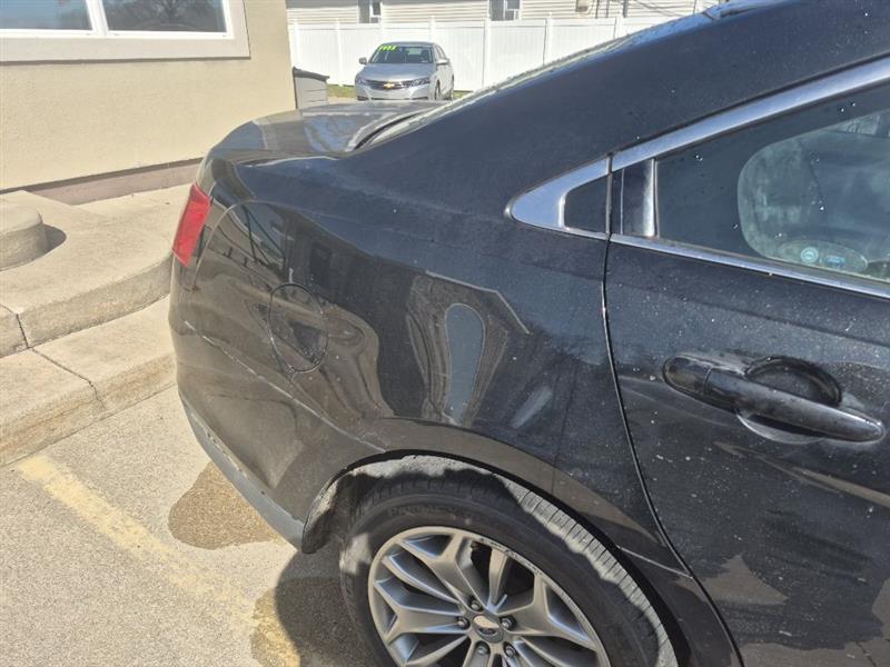 Ford Taurus Limited AWD 2015