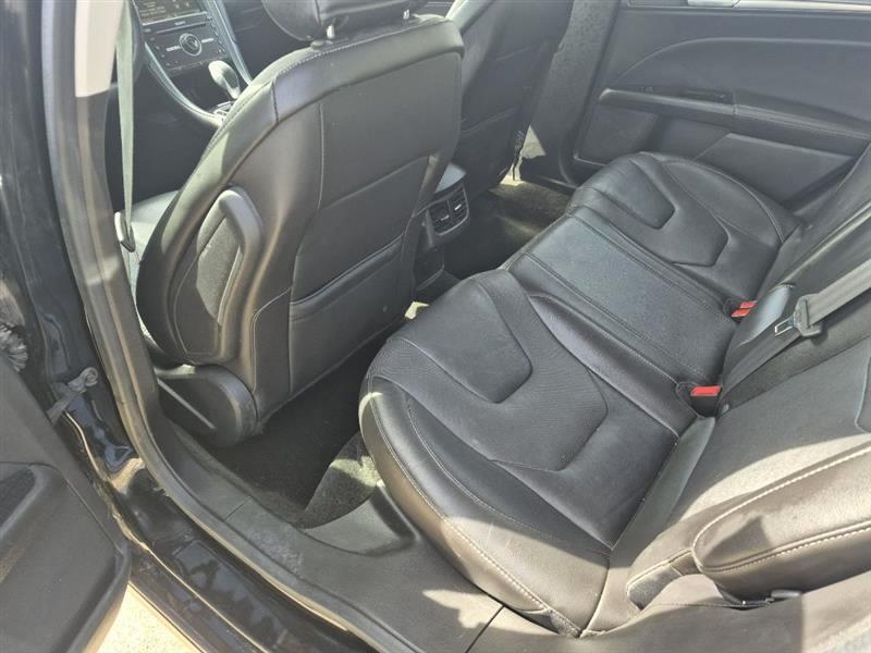 Ford Fusion Titanium 2016