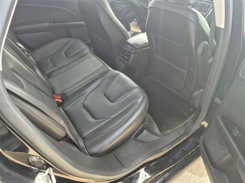 Ford Fusion Titanium 2016