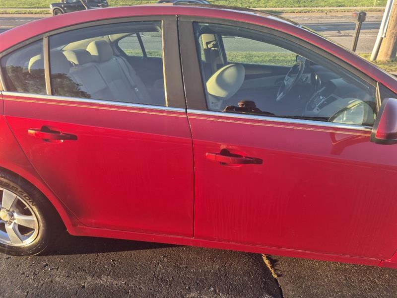 Chevrolet Cruze 2LT 2011