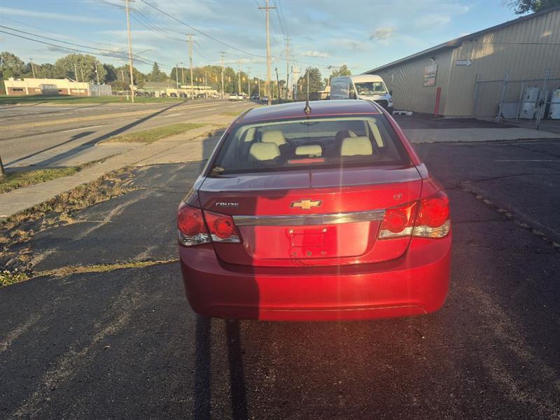 Chevrolet Cruze 2LT 2011