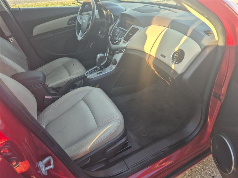Chevrolet Cruze 2LT 2011