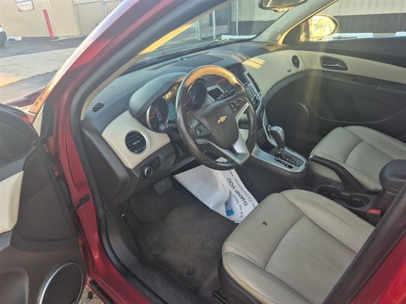 Chevrolet Cruze 2LT 2011