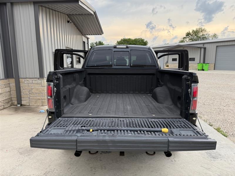 Ford F-150 SVT Raptor SuperCrew 5.5-ft. Bed 4WD 2011
