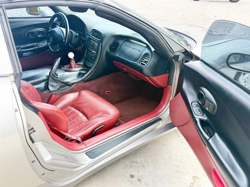 Chevrolet Corvette Coupe 1999