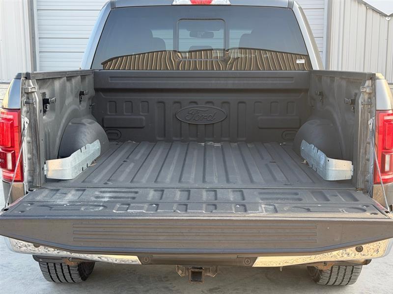 Ford F-150 XL SuperCrew 5.5-ft. Bed 2WD 2015