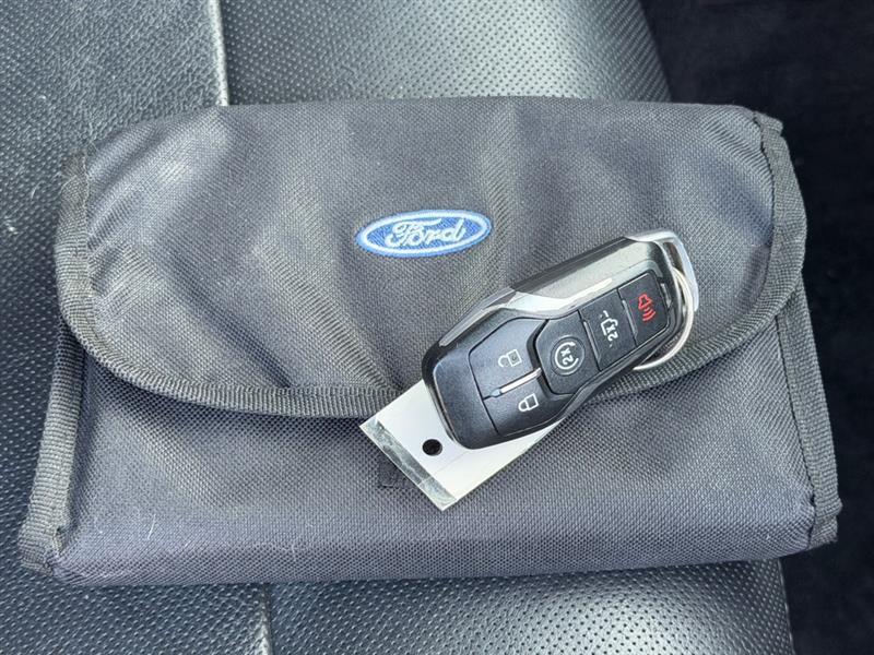 Ford F-150 XL SuperCrew 5.5-ft. Bed 2WD 2015