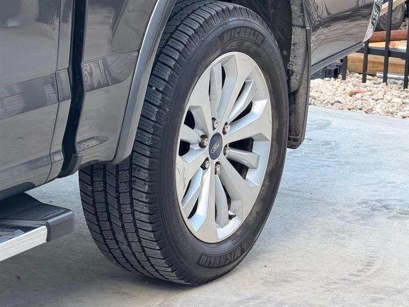 Ford F-150 XL SuperCrew 5.5-ft. Bed 2WD 2015