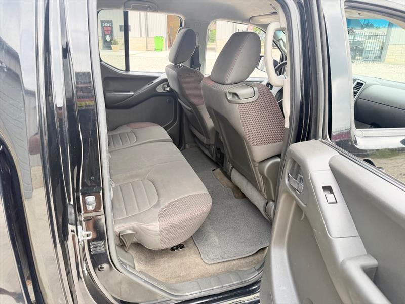 Nissan Frontier S Crew Cab 4WD 2012