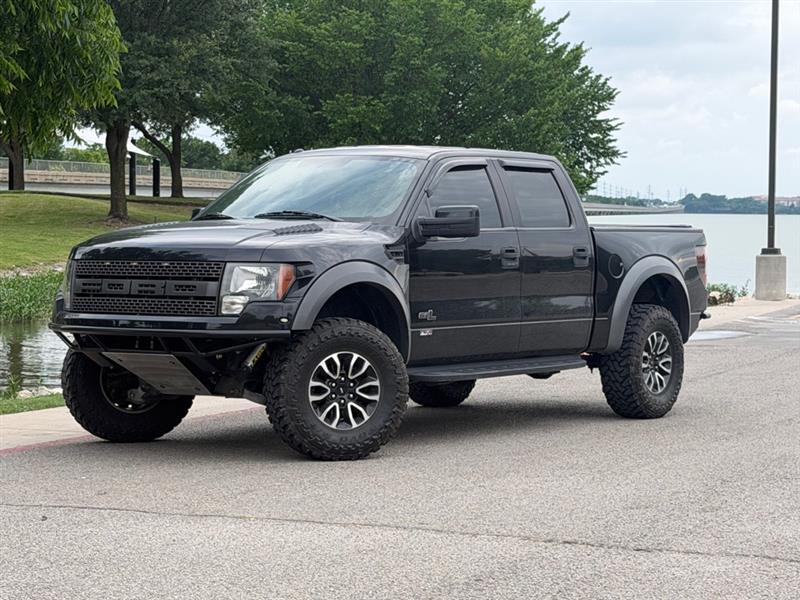 Ford F-150 SVT Raptor SuperCrew 5.5-ft. Bed 4WD 2013