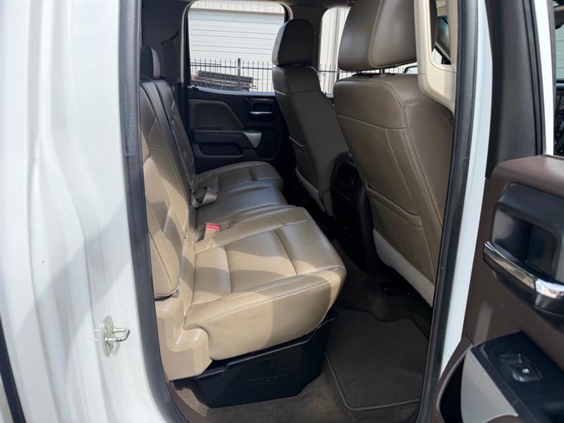 Chevrolet Silverado 1500 LTZ Double Cab Short Box 4WD 2016