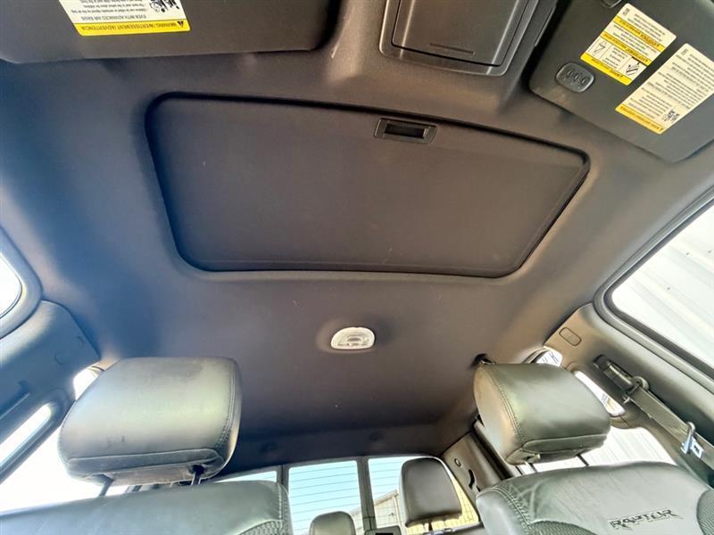 Ford F-150 SVT Raptor SuperCrew 5.5-ft. Bed 4WD 2013