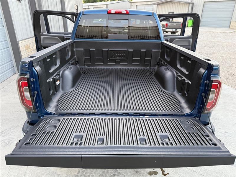 GMC Sierra 1500 SLT Crew Cab Short Box 4WD 2017