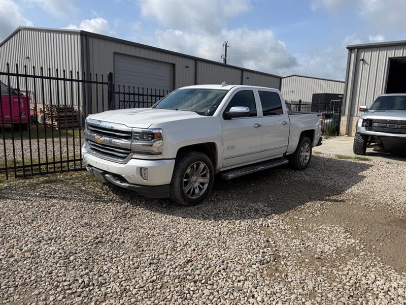 2017 Chevrolet Silverado 1500 High Country Crew Cab Long Box 4WD