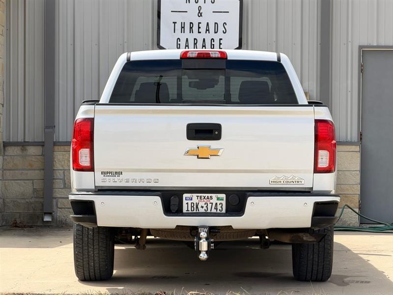 Chevrolet Silverado 1500 High Country Crew Cab Long Box 4WD 2017