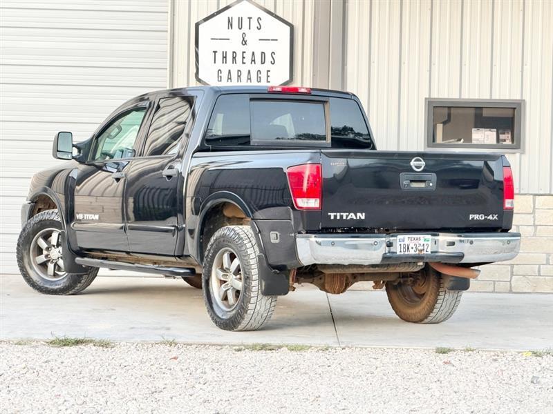 Nissan Titan S Crew Cab 4WD 2014