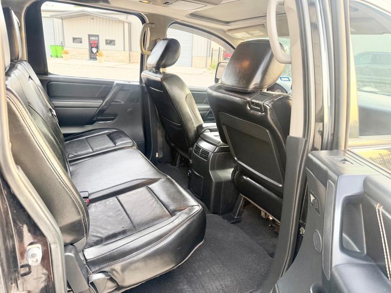Nissan Titan S Crew Cab 4WD 2014