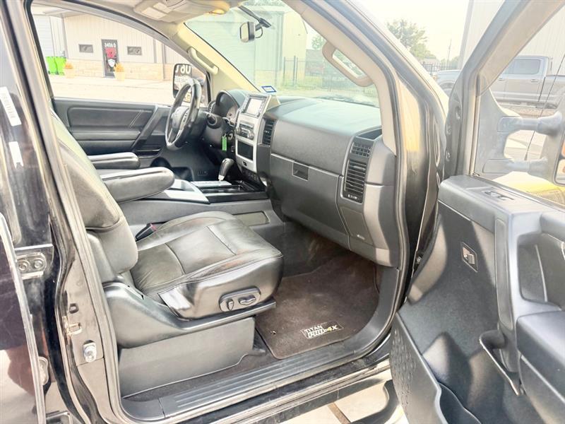 Nissan Titan S Crew Cab 4WD 2014