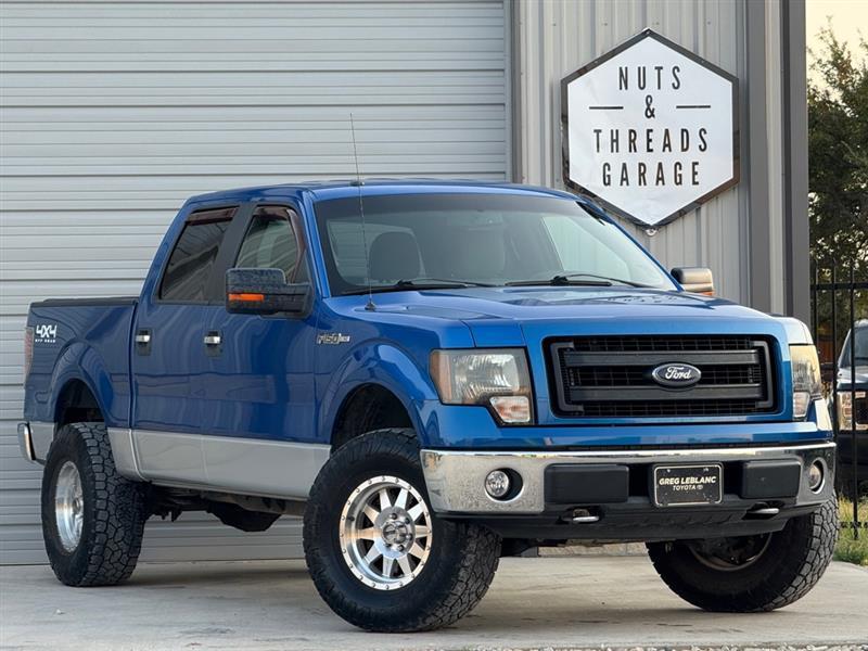 Ford F-150 XL SuperCrew 5.5-ft. Bed 4WD 2014