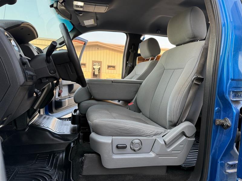 Ford F-150 XL SuperCrew 5.5-ft. Bed 4WD 2014