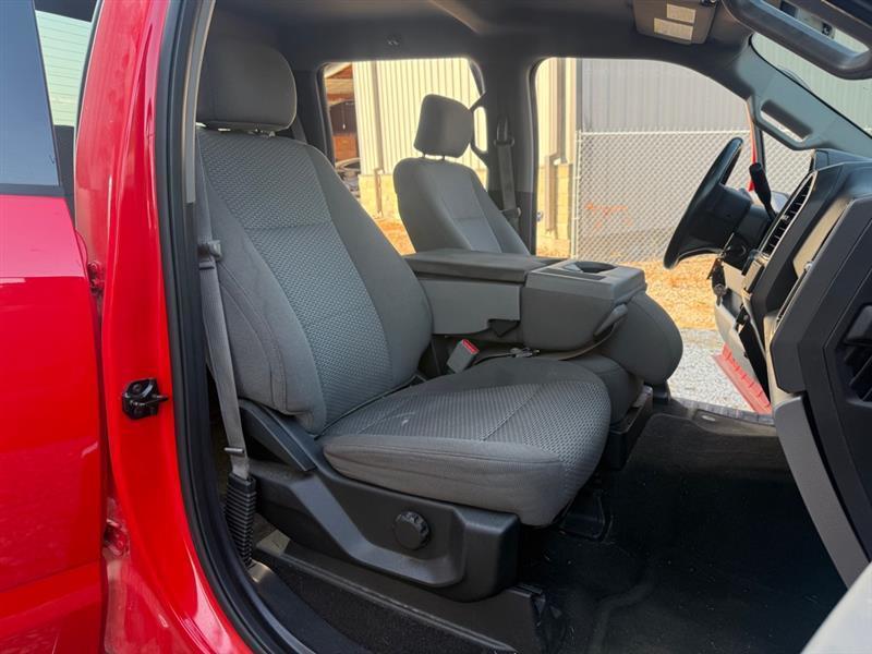 Ford F-150 XL SuperCrew 6.5-ft. Bed 4WD 2017