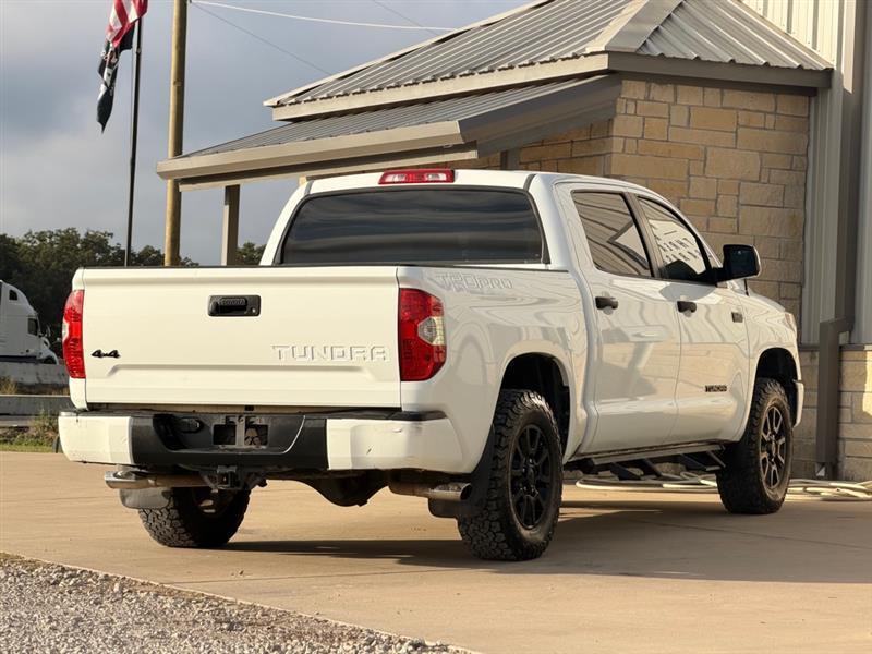 Toyota Tundra SR5 5.7L V8 FFV CrewMax 4WD 2015