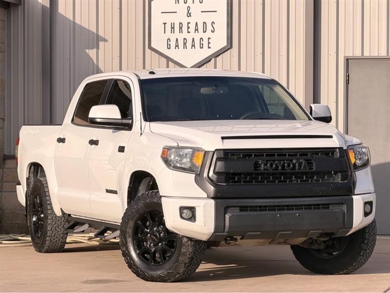 Toyota Tundra SR5 5.7L V8 FFV CrewMax 4WD 2015