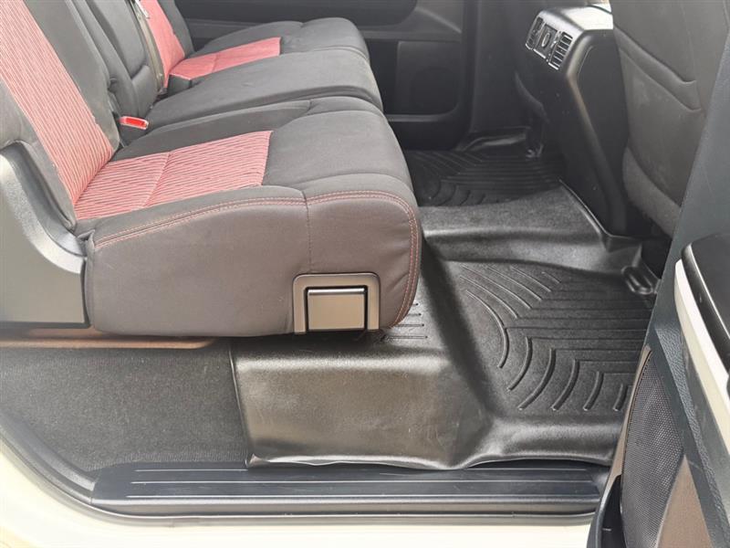 Toyota Tundra SR5 5.7L V8 FFV CrewMax 4WD 2015