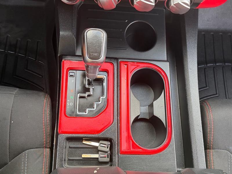 Toyota Tundra SR5 5.7L V8 FFV CrewMax 4WD 2015