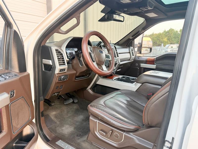 Ford F-250 SD King Ranch Crew Cab 4WD 2017