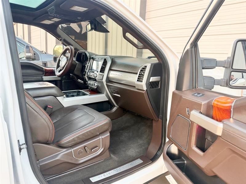 Ford F-250 SD King Ranch Crew Cab 4WD 2017