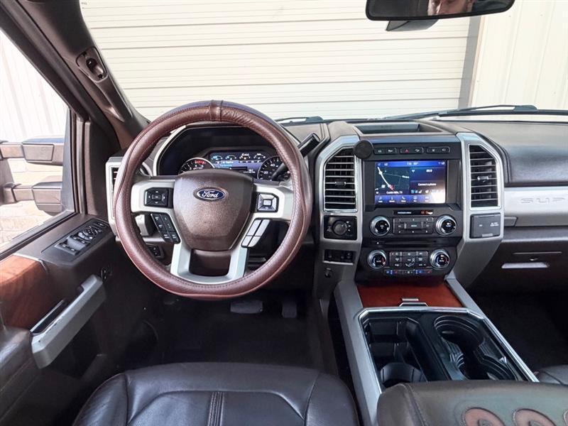 Ford F-250 SD King Ranch Crew Cab 4WD 2017
