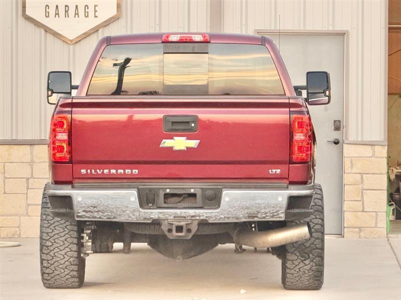 Chevrolet Silverado 2500HD LTZ Crew Cab 4WD 2015