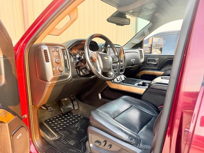 Chevrolet Silverado 2500HD LTZ Crew Cab 4WD 2015