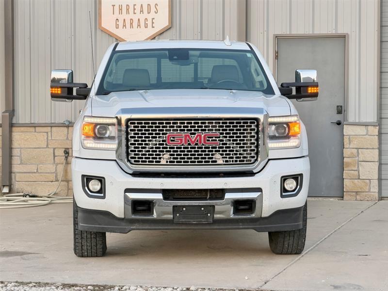 GMC Sierra 2500HD Denali Crew Cab 4WD 2015