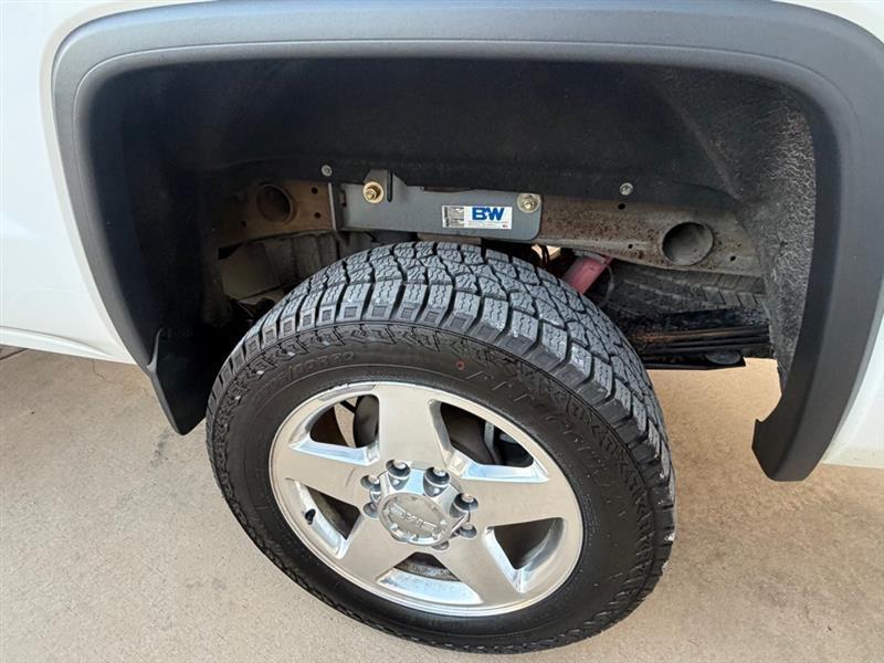 GMC Sierra 2500HD Denali Crew Cab 4WD 2015