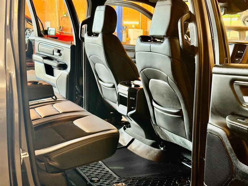 RAM 1500 Rebel Crew Cab SB 4WD 2021