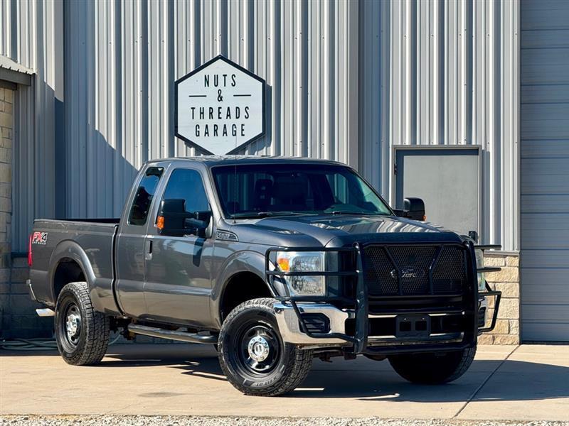 Ford F-250 SD XL SuperCab 4WD 2015